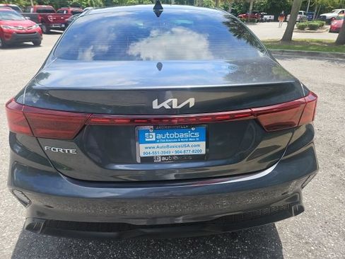 Used 2022 Kia Forte LXS FWD image 28