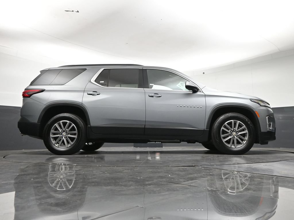 Used 2023 Chevrolet Traverse LT AWD/4WD image 29