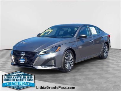 Used 2025 Nissan Altima 2.5 SV
