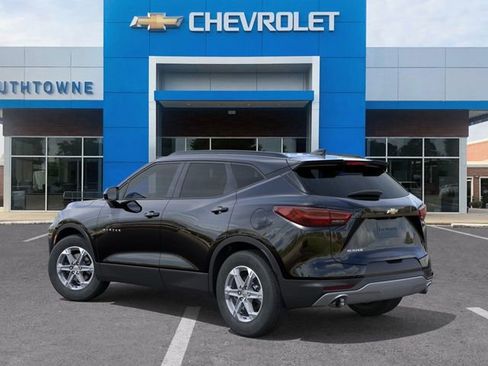 New 2026 Chevrolet Blazer LT w/ Convenience Package FWD image 3