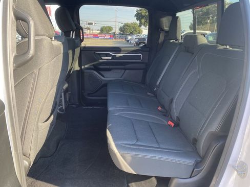 Used 2021 RAM 1500 Big Horn image 24
