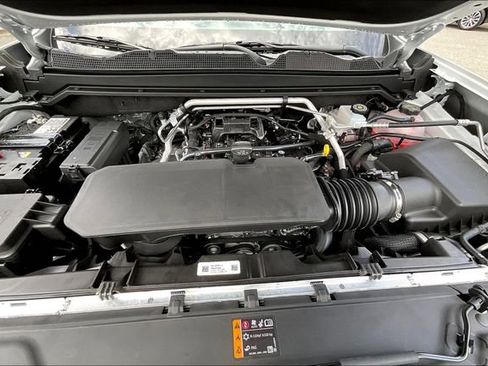 New 2026 GMC Canyon Elevation w/ Convenience Package image 12