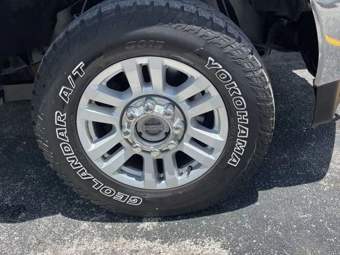 Used 2017 Ford F250 XLT AWD/4WD image 12