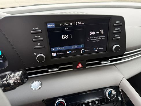 New 2026 Hyundai Elantra Blue image 16