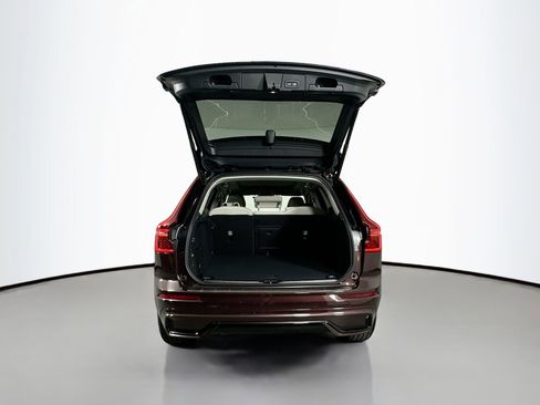 New 2026 Volvo XC60 B5 Ultra w/ Protection Package Premier AWD/4WD image 28