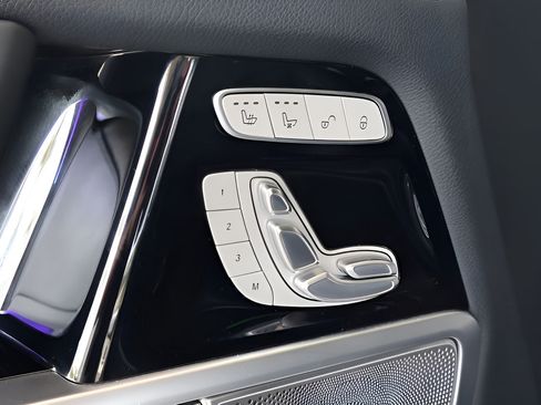 Used 2023 Mercedes-Benz G 63 AMG 4MATIC image 11