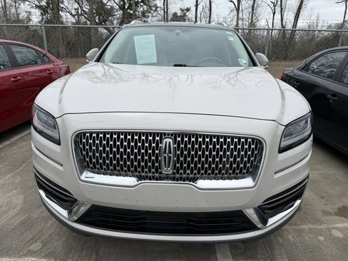 Used 2020 Lincoln Nautilus Reserve image 4
