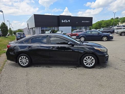 Used 2019 Kia Forte Sedan FWD image 2