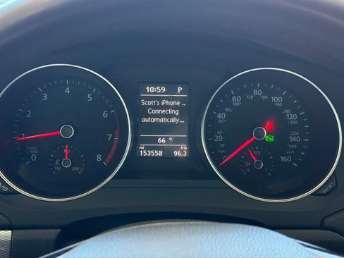 Used 2017 Volkswagen Jetta SE FWD image 26