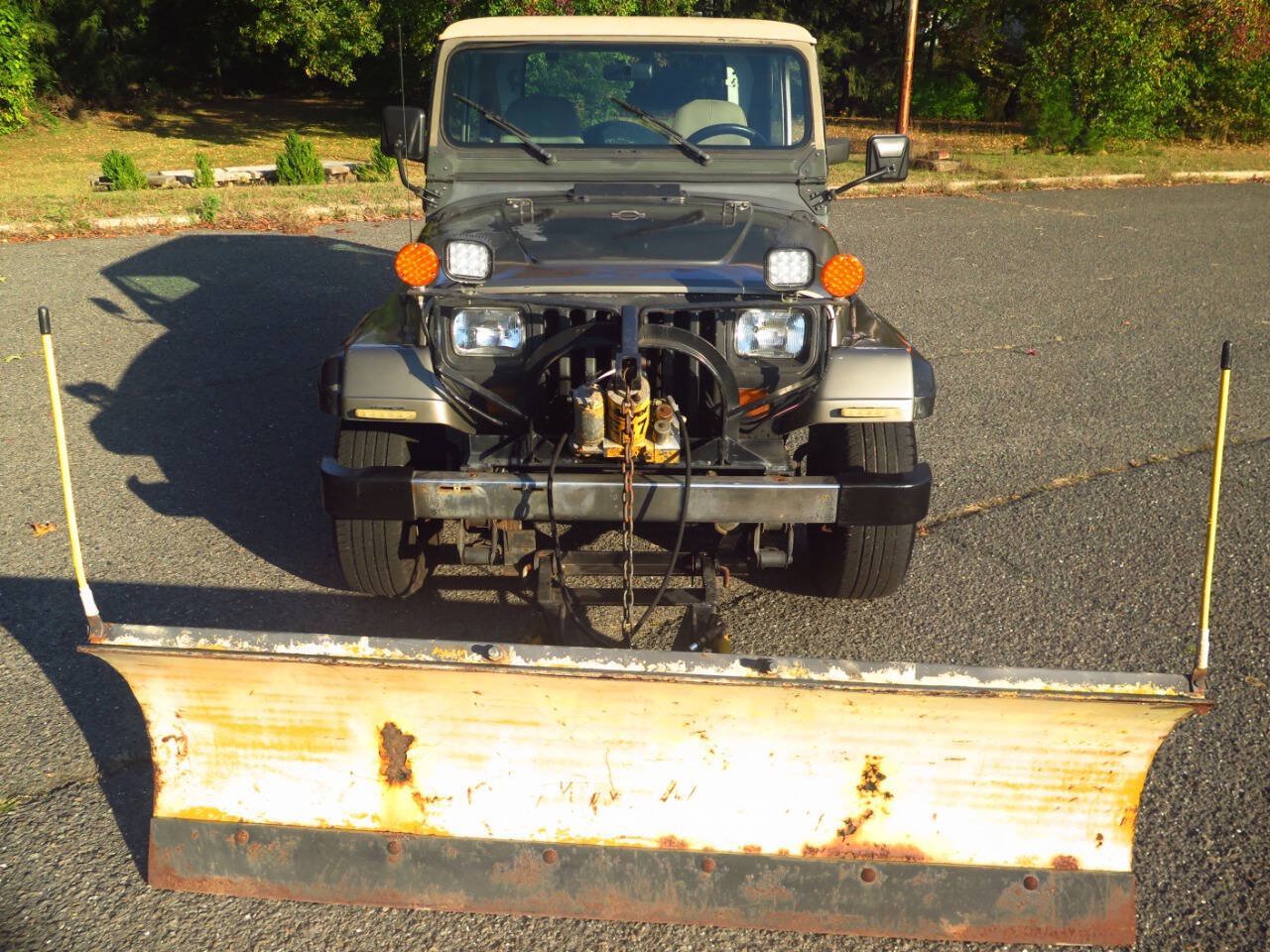 Used 1988 Jeep Wrangler Sahara AWD/4WD image 25