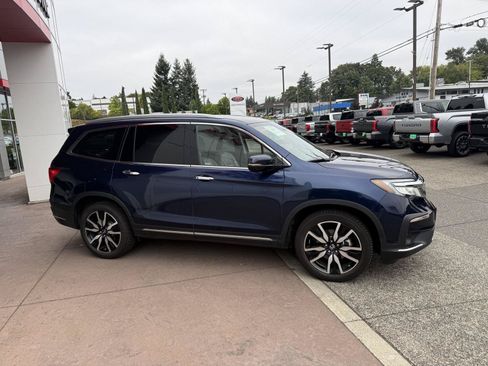 Used 2020 Honda Pilot Touring image 7
