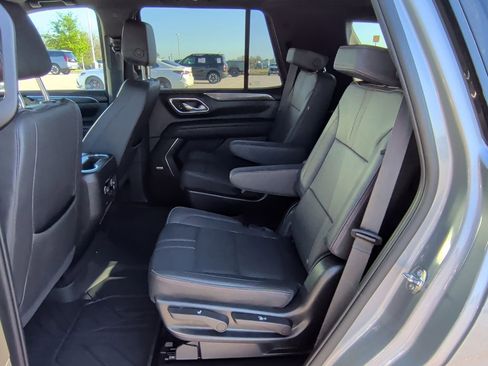 Used 2023 Chevrolet Tahoe RST w/ Luxury Package AWD/4WD image 39