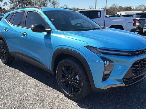 New 2026 Chevrolet Trax ACTIV image 3