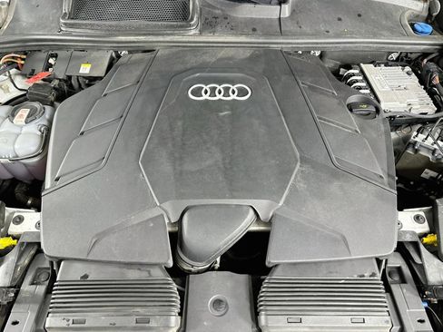 Used 2021 Audi Q8 Prestige w/ Prestige Package AWD/4WD image 14