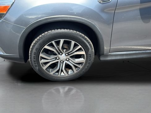 Used 2016 Mitsubishi Outlander Sport ES FWD image 36