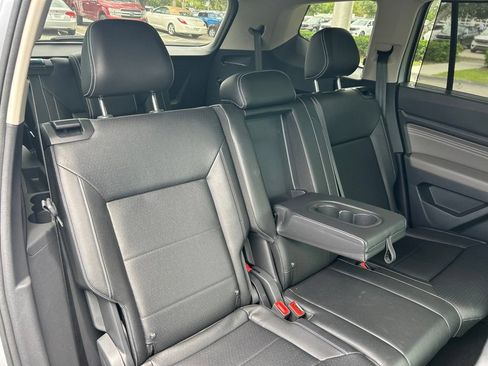 Used 2023 Volkswagen Atlas SE w/ Black Wheel Package FWD image 50