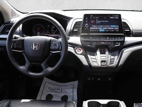 Used 2025 Honda Odyssey Touring image 25