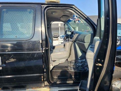 Used 2003 Ford E-350 and Econoline 350 XL image 22