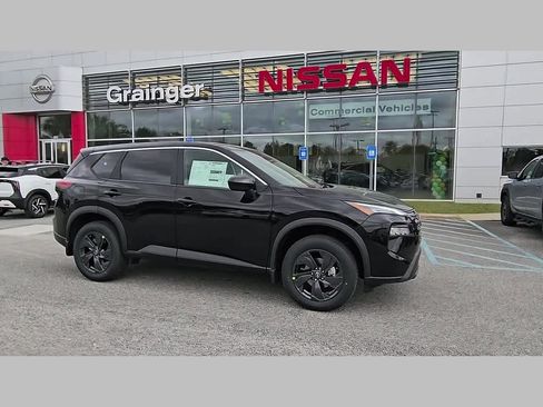 New 2026 Nissan Rogue SV FWD image 36