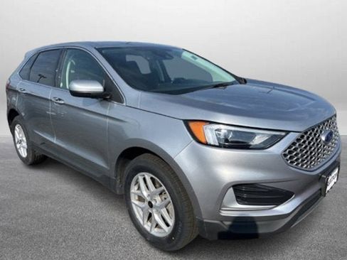 Certified 2024 Ford Edge SEL image 5