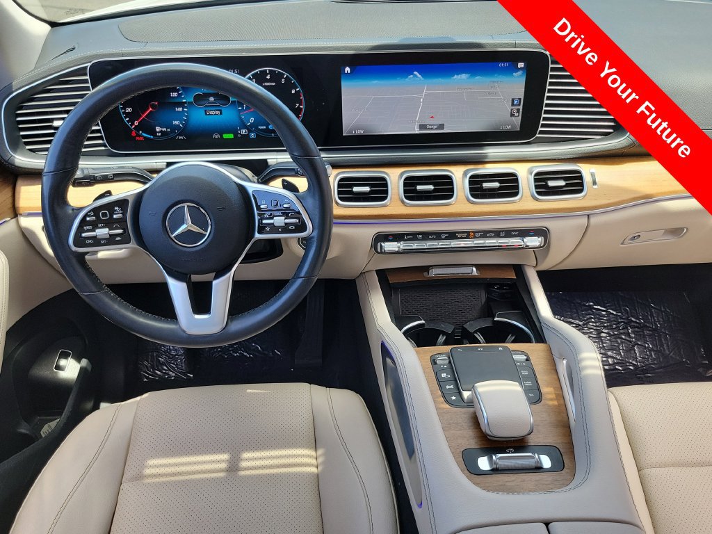 Used 2022 Mercedes-Benz GLS 450 4MATIC image 4