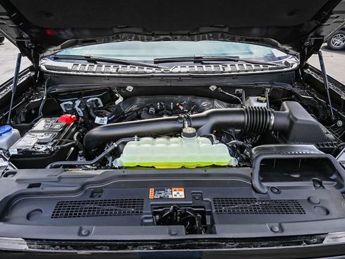 New 2026 Ford Expedition Platinum w/ Stealth Appearance Package image 20