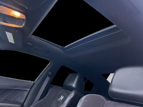 Used 2018 Dodge Charger R/T Scat Pack w/ Dynamics Package image 26