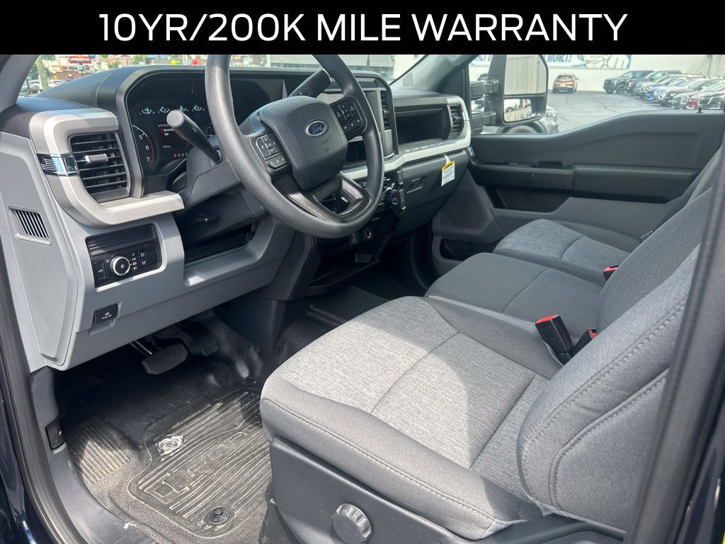 Certified 2025 Ford F250 XL AWD/4WD image 8