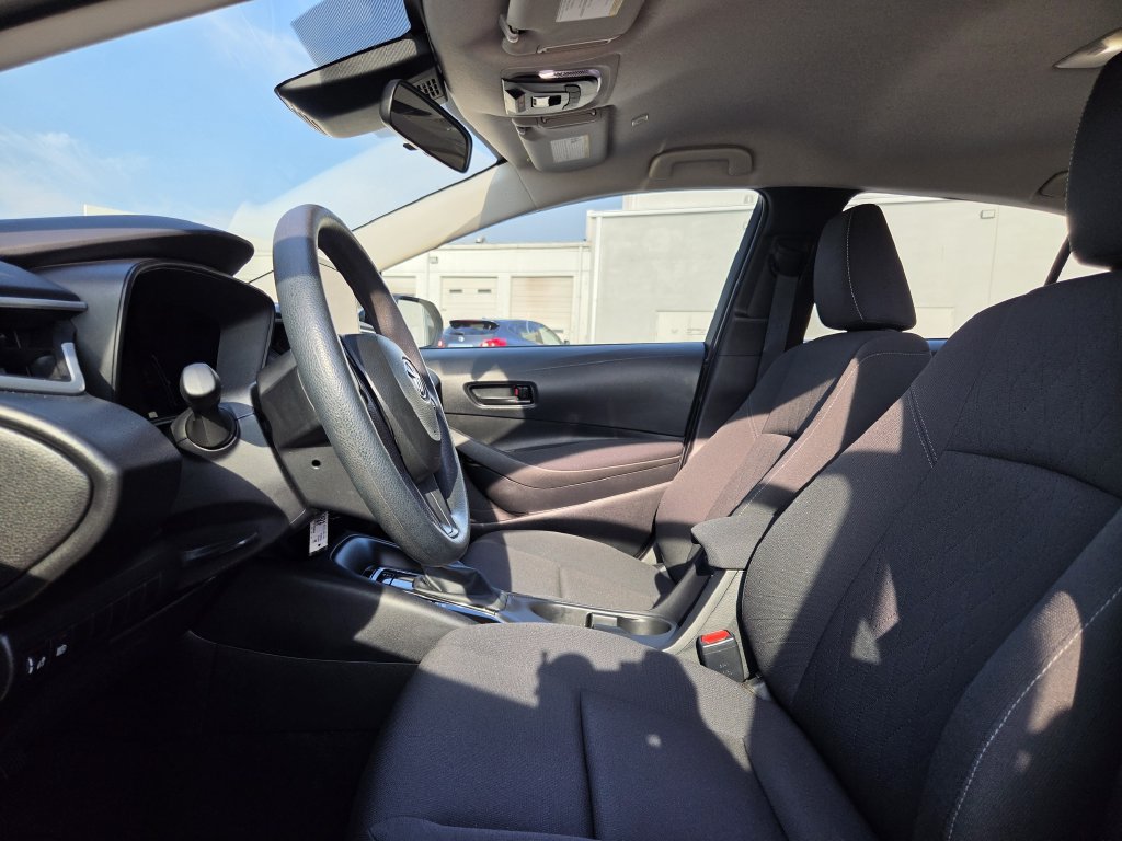 Used 2026 Toyota Corolla LE FWD image 26