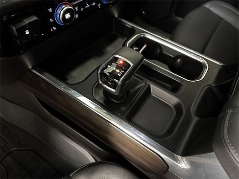 Certified 2024 GMC Sierra 1500 SLT image 21