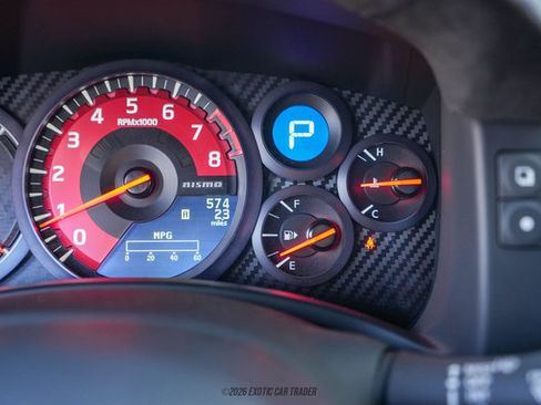 Used 2023 Nissan GT-R NISMO w/ Floor Mat Package AWD/4WD image 32