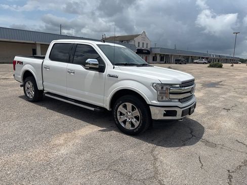 Used 2020 Ford F150 Lariat w/ Equipment Group 502A Luxury AWD/4WD image 19