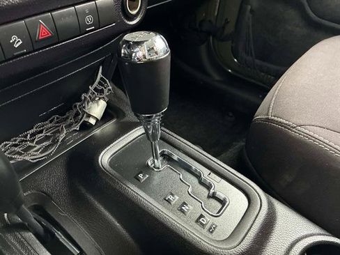 Used 2015 Jeep Wrangler Rubicon w/ Dual Top Group image 29