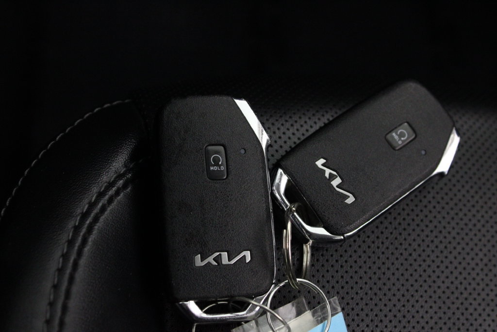 Used 2022 Kia Telluride LX FWD image 29