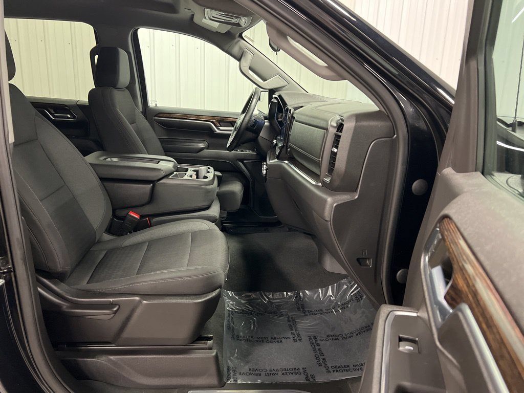 Certified 2023 GMC Sierra 1500 Elevation AWD/4WD image 9