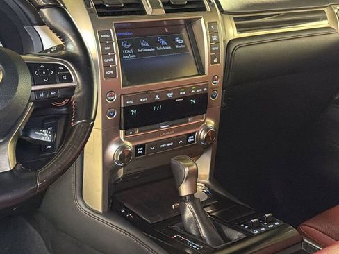 Used 2021 Lexus GX 460 Premium AWD/4WD image 18
