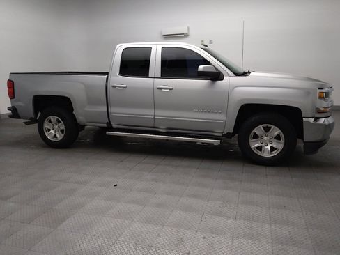 Used 2017 Chevrolet Silverado 1500 LT RWD image 11