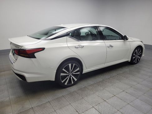 Used 2019 Nissan Altima 2.5 Platinum image 10