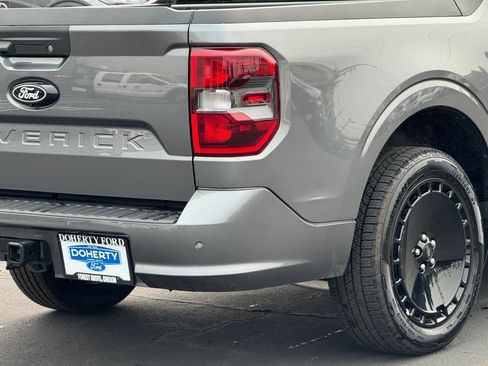 Used 2025 Ford Maverick Lobo AWD/4WD image 17