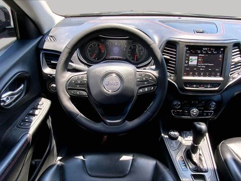 Used 2023 Jeep Cherokee Trailhawk w/ Trailer Tow Group AWD/4WD image 6