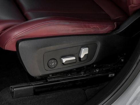 Used 2023 BMW X3 sDrive30i w/ M Sport Package image 40