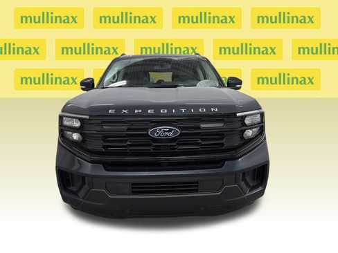 New 2025 Ford Expedition Max Active image 15