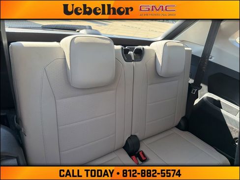Used 2021 Volkswagen Tiguan SE w/ Panoramic Sunroof Package FWD image 7