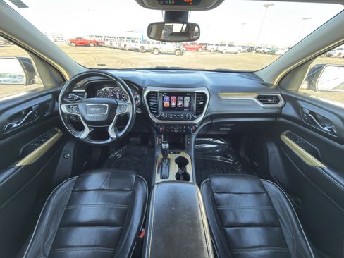 Used 2017 GMC Acadia Denali image 10