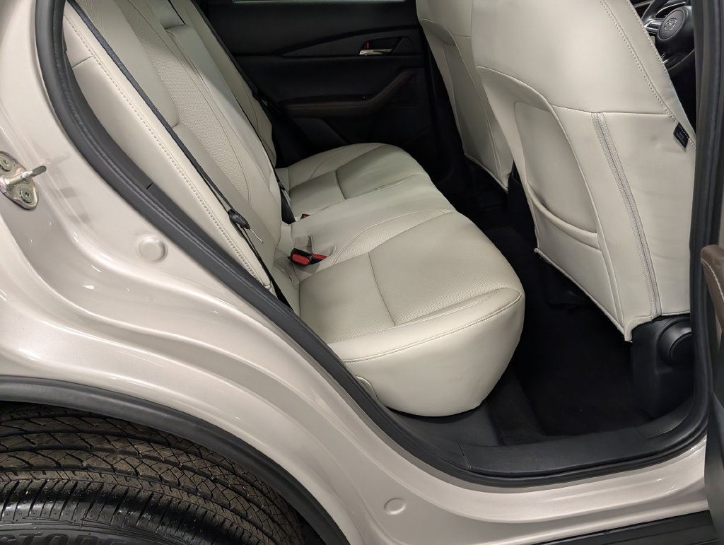 Certified 2023 MAZDA CX-30 AWD 2.5 S w/ Premium Package image 28