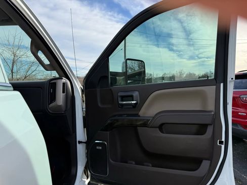 Used 2016 GMC Sierra 3500 Denali w/ Duramax Plus Package image 14