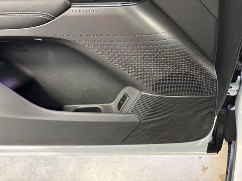 New 2025 Cadillac Lyriq Luxury image 29