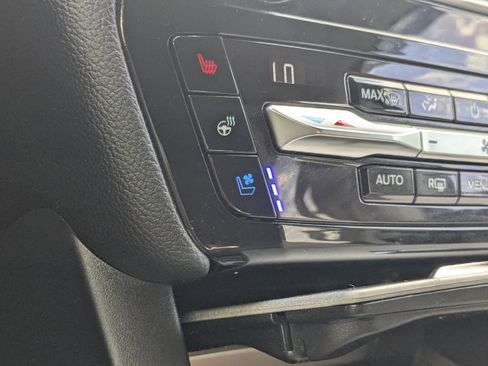 Used 2021 Ford Explorer Limited w/ Equipment Group 301A image 29