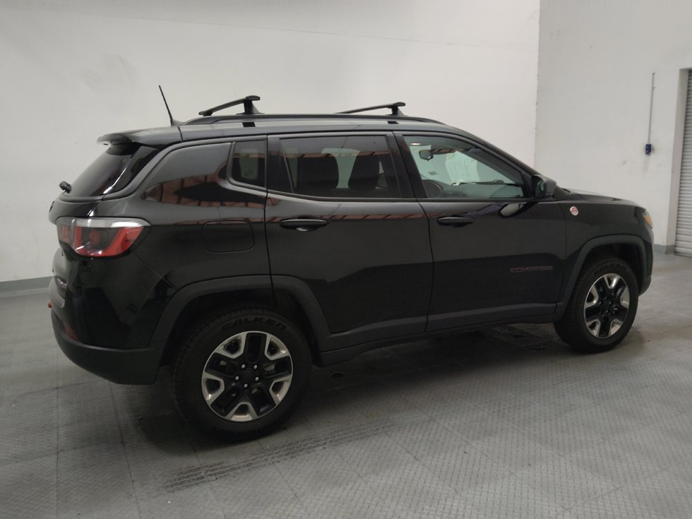 Used 2018 Jeep Compass Trailhawk AWD/4WD image 10