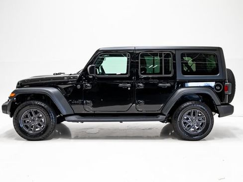 Used 2024 Jeep Wrangler Unlimited Sport AWD/4WD image 24